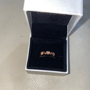 Pandora Matte Brilliance Heart Band Ring